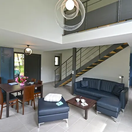 Le Clos Des Chenes Le Massegros