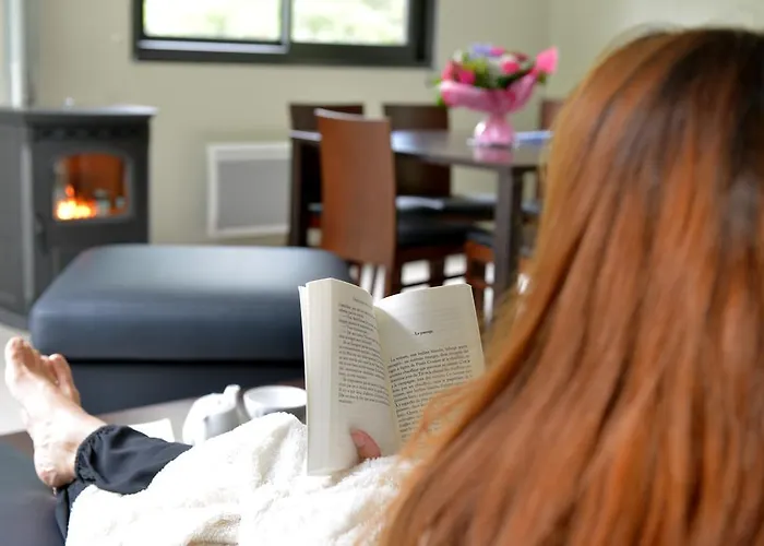 Le Clos Des Chenes Le Massegros